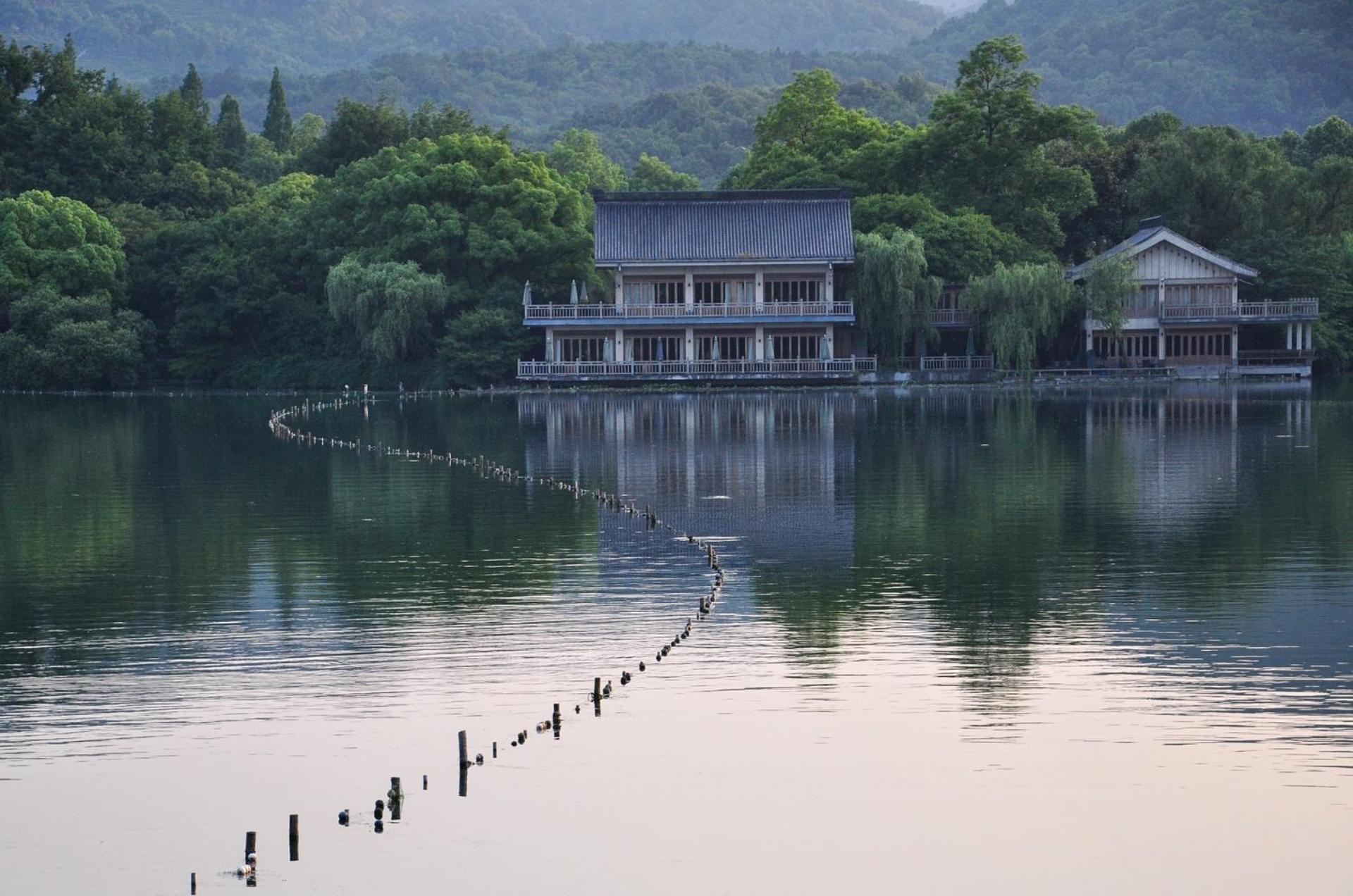 Nost Algia S Hotel In The West Lake Scenic Area-,Lingyin Temple, Leifeng Tower, Children'S Playground, Free Night Snack, Free Laundry, English Communication Well, Free Travel Advice Hangzhou Zewnętrze zdjęcie